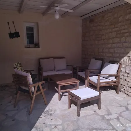 La Maison D'en La Capelle-et-Masmolene