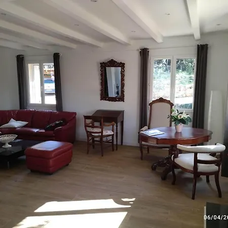 La Maison D'en La Capelle-et-Masmolene